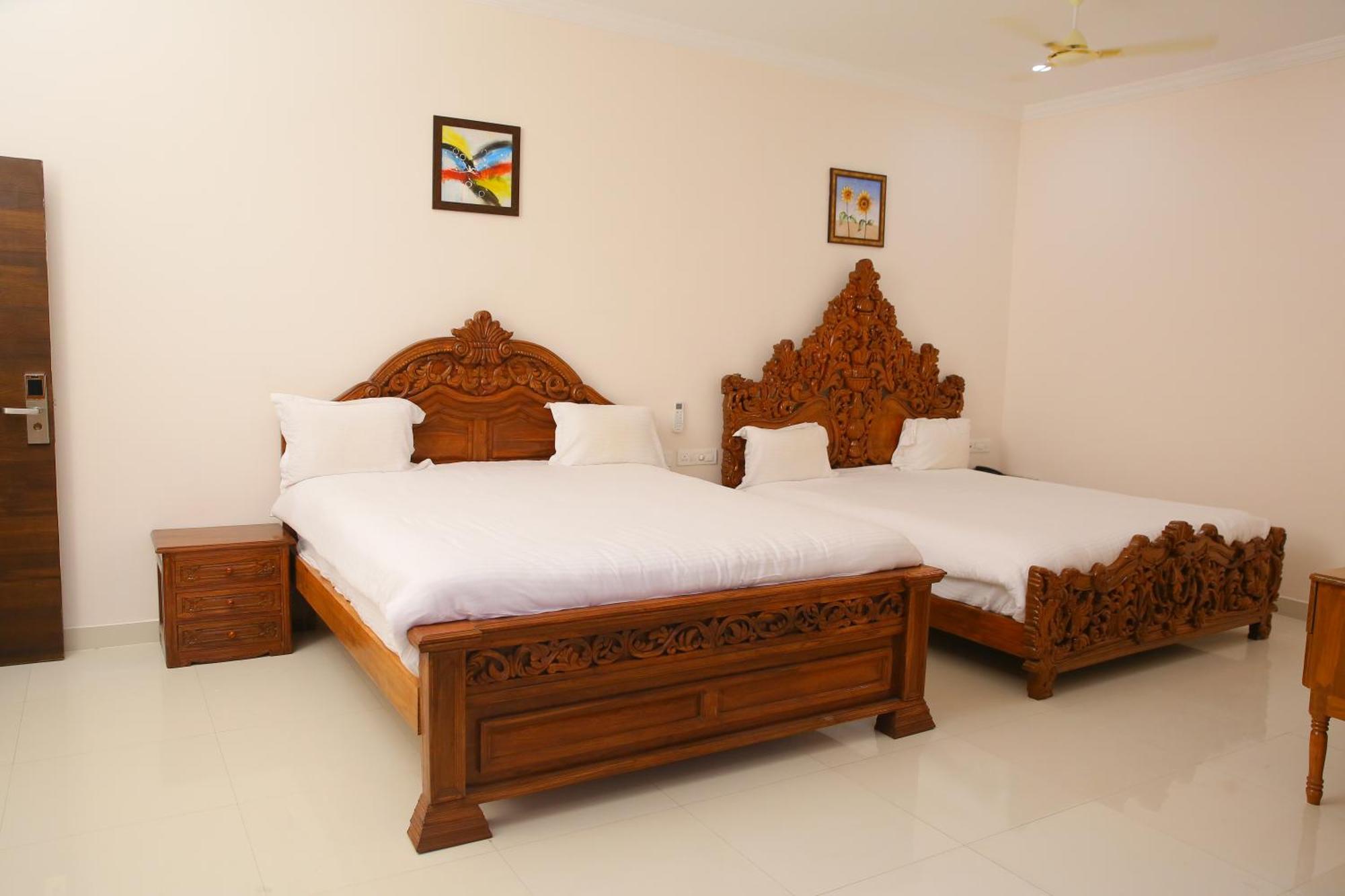 Saba Executive Rooms And Apartments ไฮเดอราบัด ภายนอก รูปภาพ