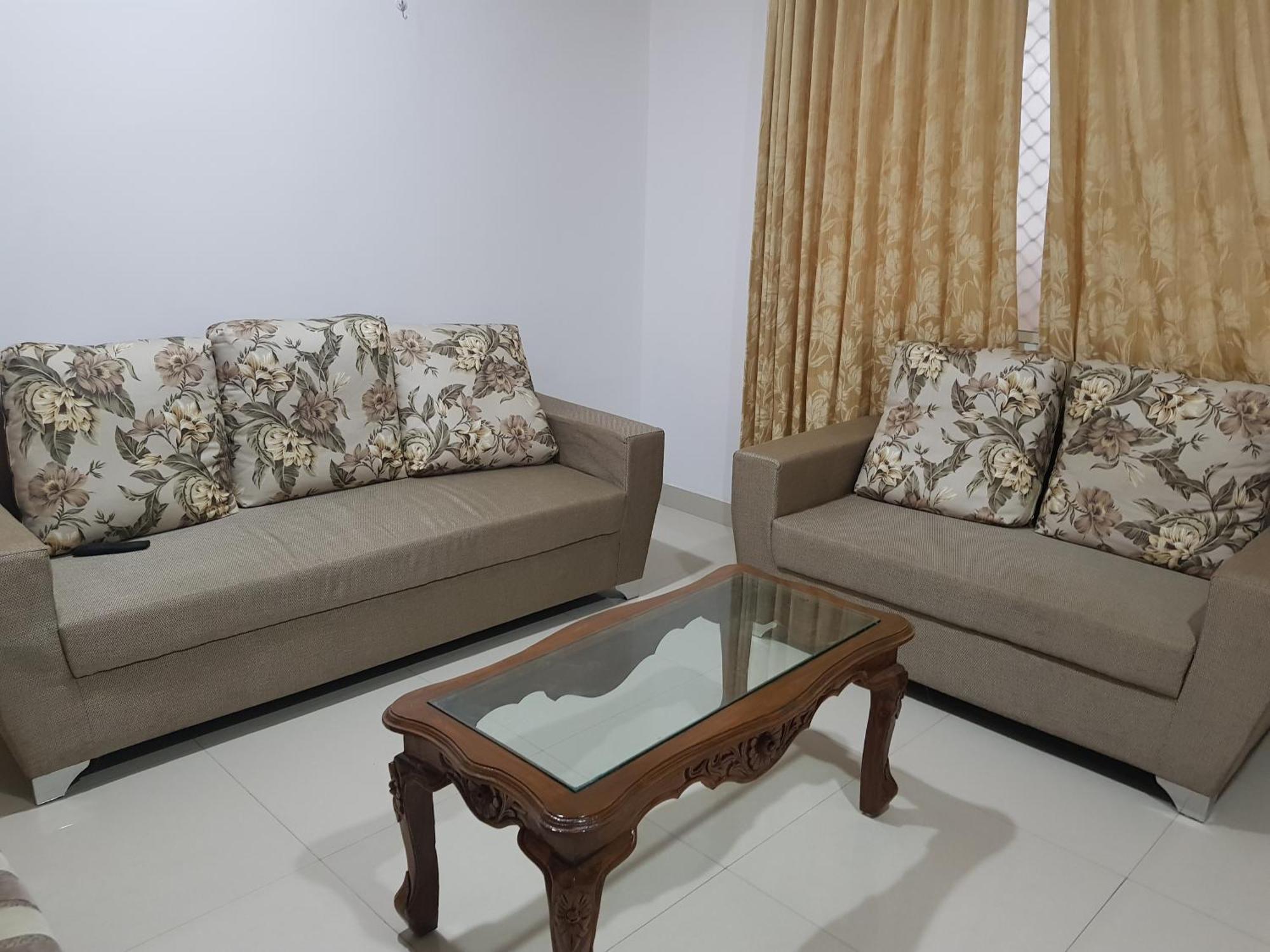 Saba Executive Rooms And Apartments ไฮเดอราบัด ภายนอก รูปภาพ